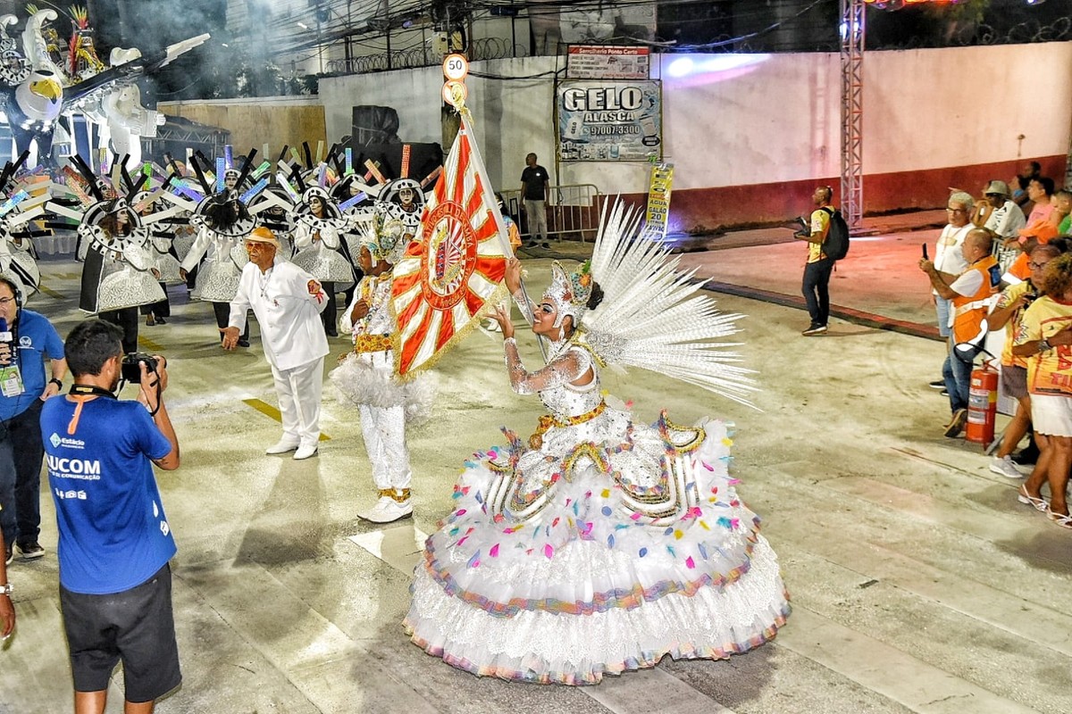 G1 - Só Pra Contrariar marca abertura do Carnaval de Maricá, no RJ -  notícias em Região dos Lagos