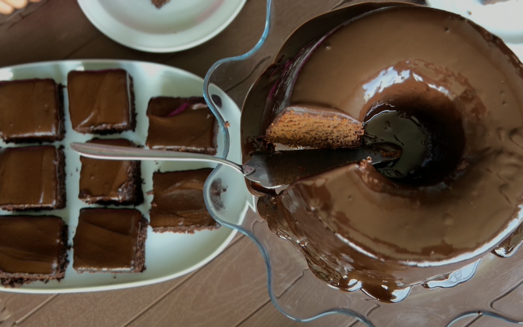Bolo de chocolate com fígado: influenciadora do interior de SP viraliza ao ensinar receita inusitada