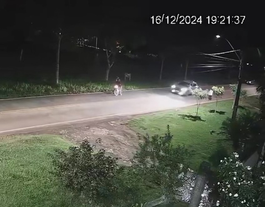 VÍDEO: Motorista flagra tentativa de assalto e salva mulher que fazia caminhada em estrada no AC