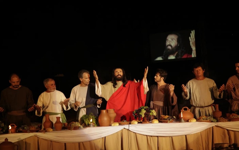 1 de 4
Encenação da Via Sacra tem apresentações em Jaú e Ibitinga (SP) — Foto: Malu Ornelas/Arquivo Pessoal