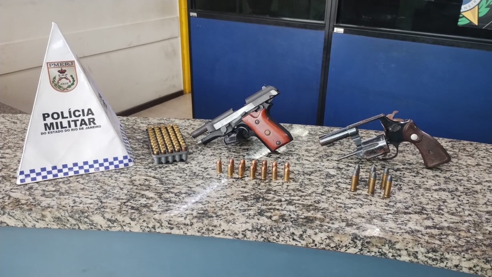 Suspeito é preso com armas e munições em Barra Mansa
