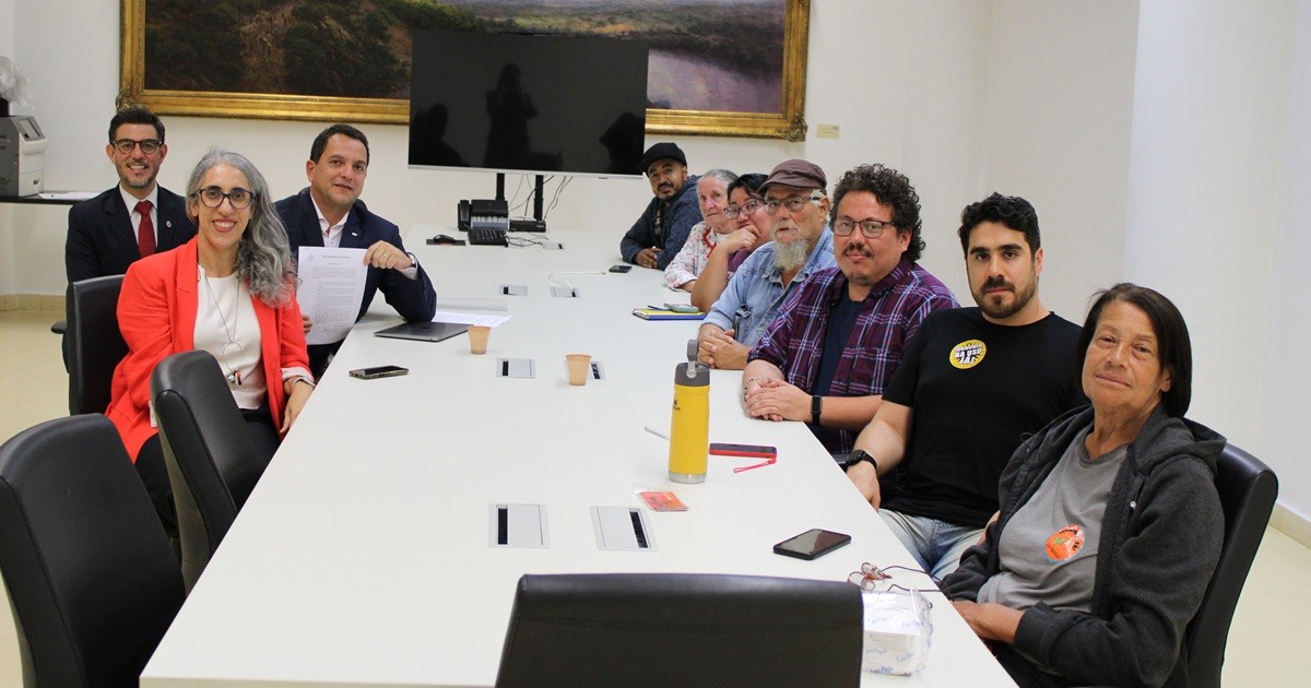 Servidores da USP aceitam proposta e encerram greve; alunos mantêm e reitoria revoga proposta sobre espaços estudantis