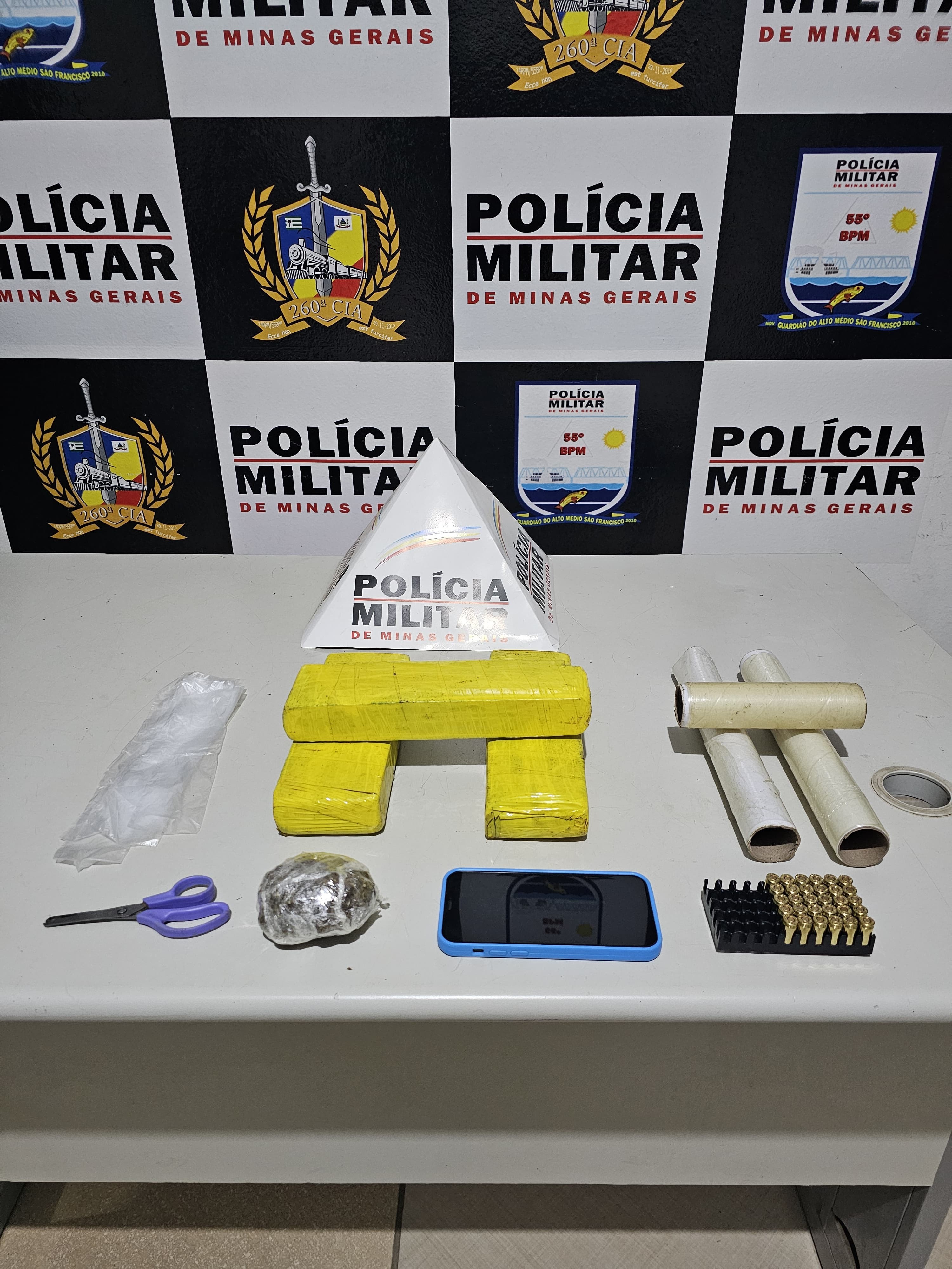 Polícia apreende drogas, munições e prende dois suspeitos de tráfico em Várzea da Palma