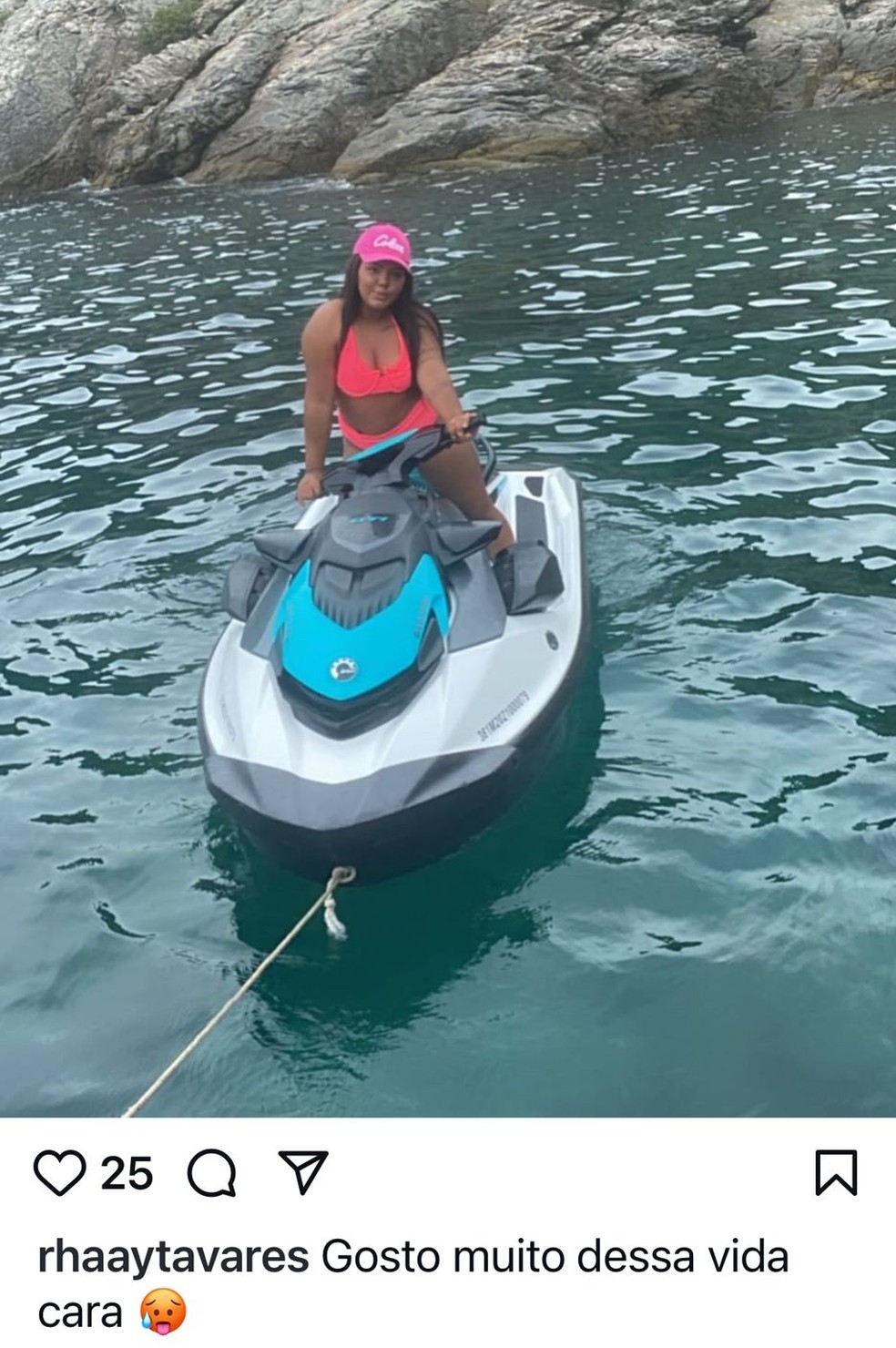 'Gosto muito dessa vida cara', postou foragida da Justiça por suspeita de aplicar o golpe da 'falsa garota de programa' — Foto: Reprodução redes sociais