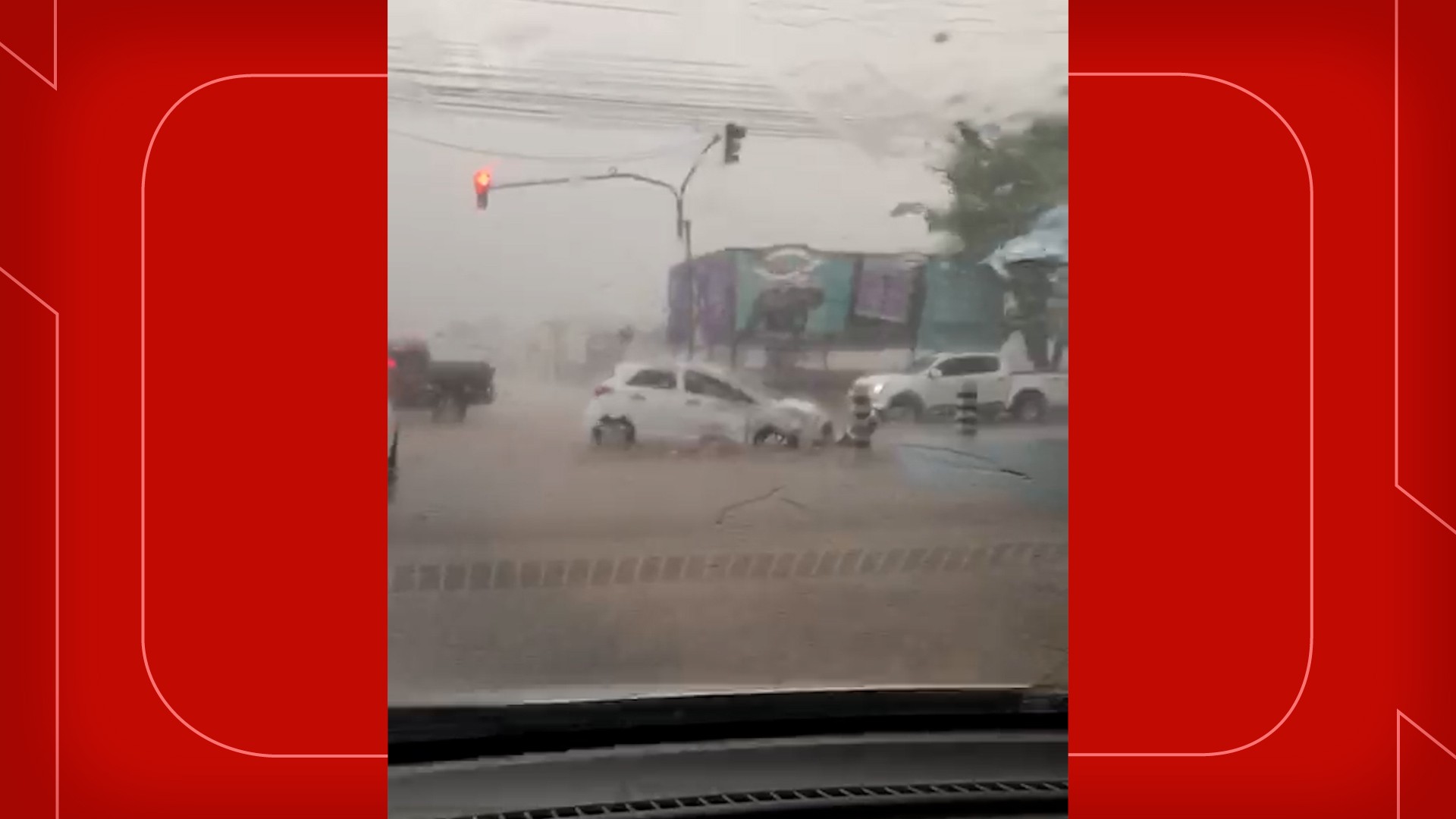 Chuva traz alívio para calor e fumaça, mas causa estragos em Santarém