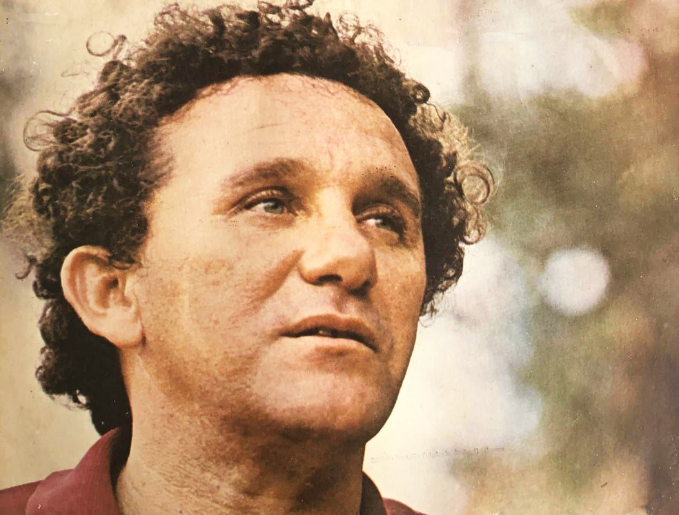 Vital Farias (1943 – 2025) foi o compositor das canções ‘Veja (Margarida)’ e ‘Ai que saudade d’ocê’, lançadas em 1975 e 1982 — Foto: Reprodução / Capa da coletânea ‘Do jeito natural’, de 1985