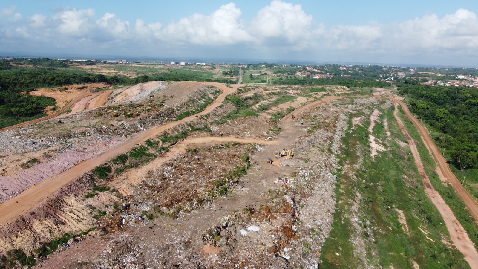 Órgãos cobram que Prefeitura de Teresina cumpra Lei de Resíduos Sólidos e encerre aterro após morte de menino de 12 anos