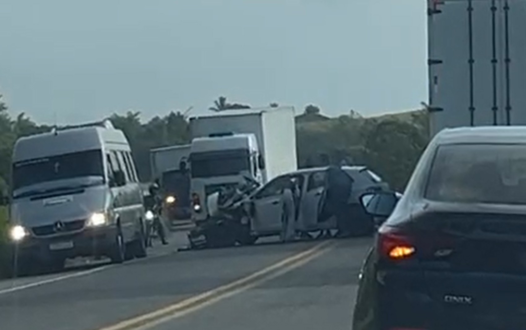 Fundador de fábrica de biscoitos morre após batida entre quatro veículos na Bahia 