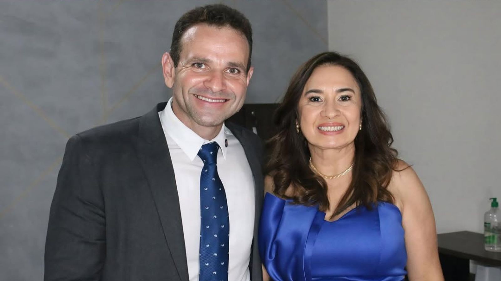 Irmão de Wesley Safadão é afastado de Prefeitura e vice assume