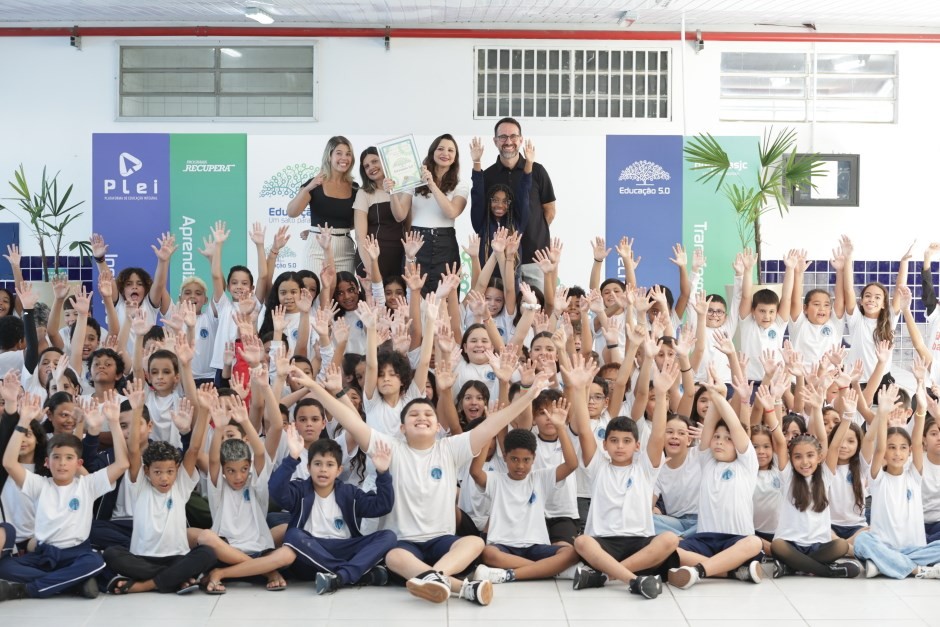 Emefi Luiz Leite celebra nova fase como escola 5.0