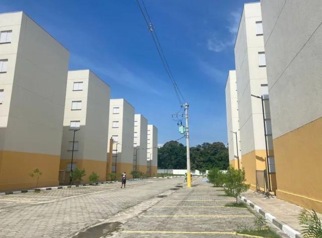 Governo de SP anuncia a construção de 1.984 novas moradias na Baixada Santista