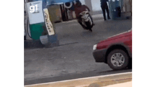 VÍDEO: Motociclista faz manobras, 'dribla' viatura e foge da PRF em Parnaíba, no Piauí 