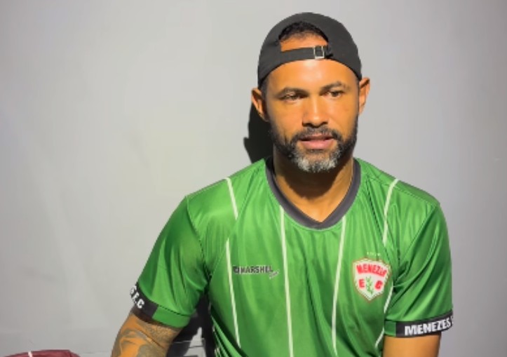 Clube de MG que recém-contratou goleiro Bruno diz que mantém acerto com atleta mesmo após decisão de prisão