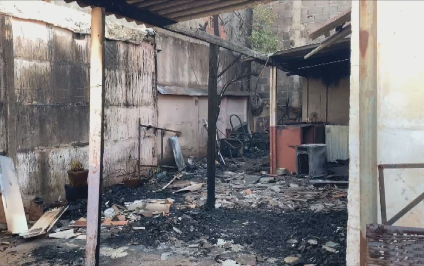 Morre homem que teve 70% do corpo queimado em casa incendiada, em Rio Verde 