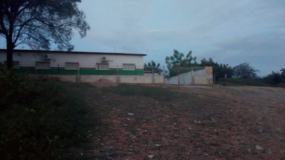Escola Municipal Antônia Lopes Alves, na zona rural de Dix-Sept Rosado (Arquivo) — Foto: Cedida