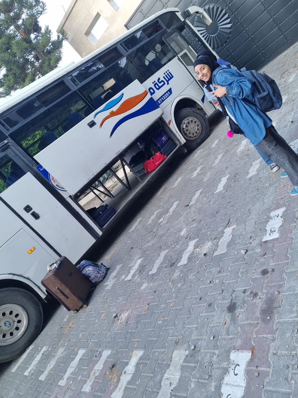 Brasileiros começam a embarcar em ônibus para deixar norte de Gaza — Foto: Arquivo pessoal
