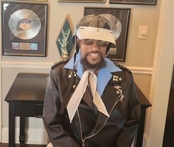 Morre Victor Willis, coautor de 'Y.M.C.A.' e vocalista do Village People, aos 74 anos