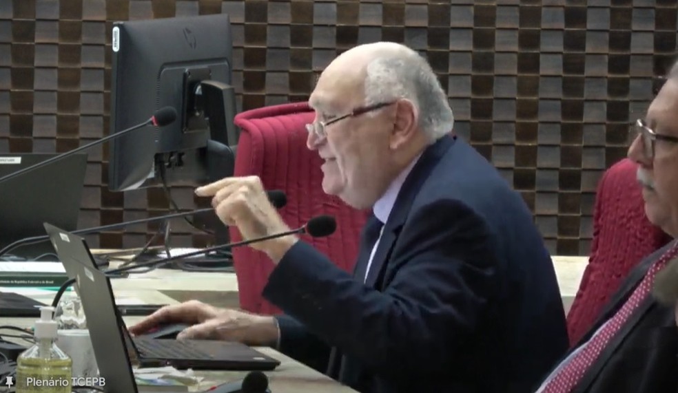 Relator do caso, conselheiro Nominando Diniz, desconsiderou todos os pontos levantados pelo MPC — Foto: Reprodução/TCE-PB