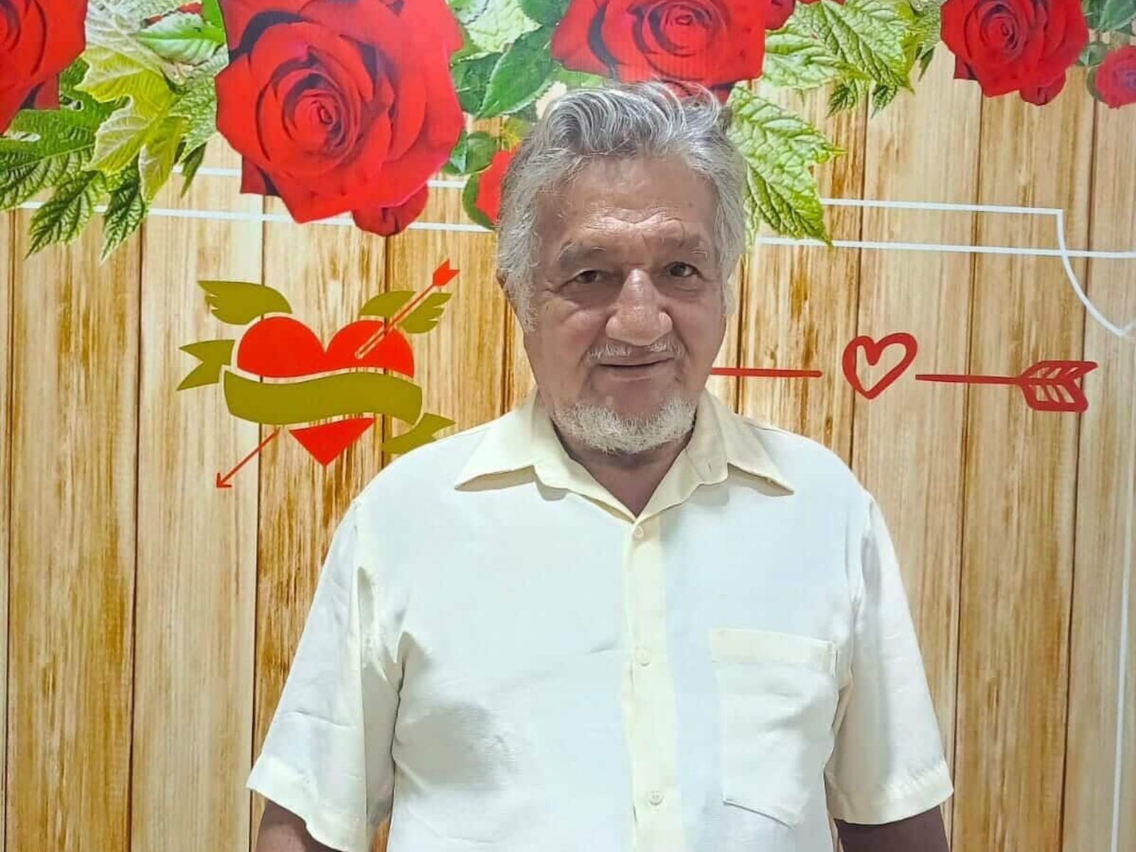 Professor morre após motorista fazer conversão proibida para entrar em posto de combustível no AC