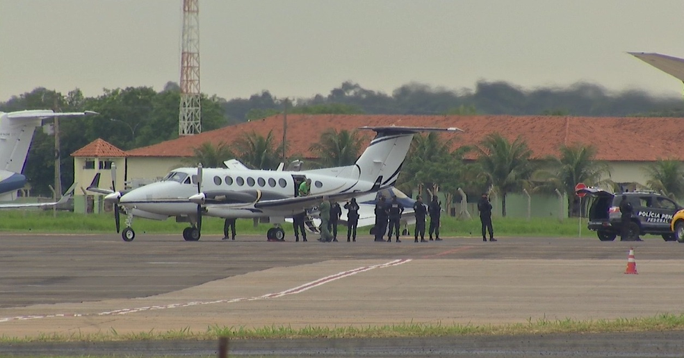 Rogério Andrade é transferido do Rio de Janeiro para presídio federal de Campo Grande. — Foto: Reprodução/TV Morena