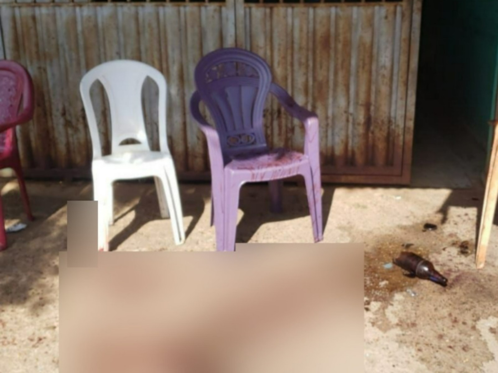 Mulher é presa após esfaquear homem durante discussão por pagamento de programa em Unaí