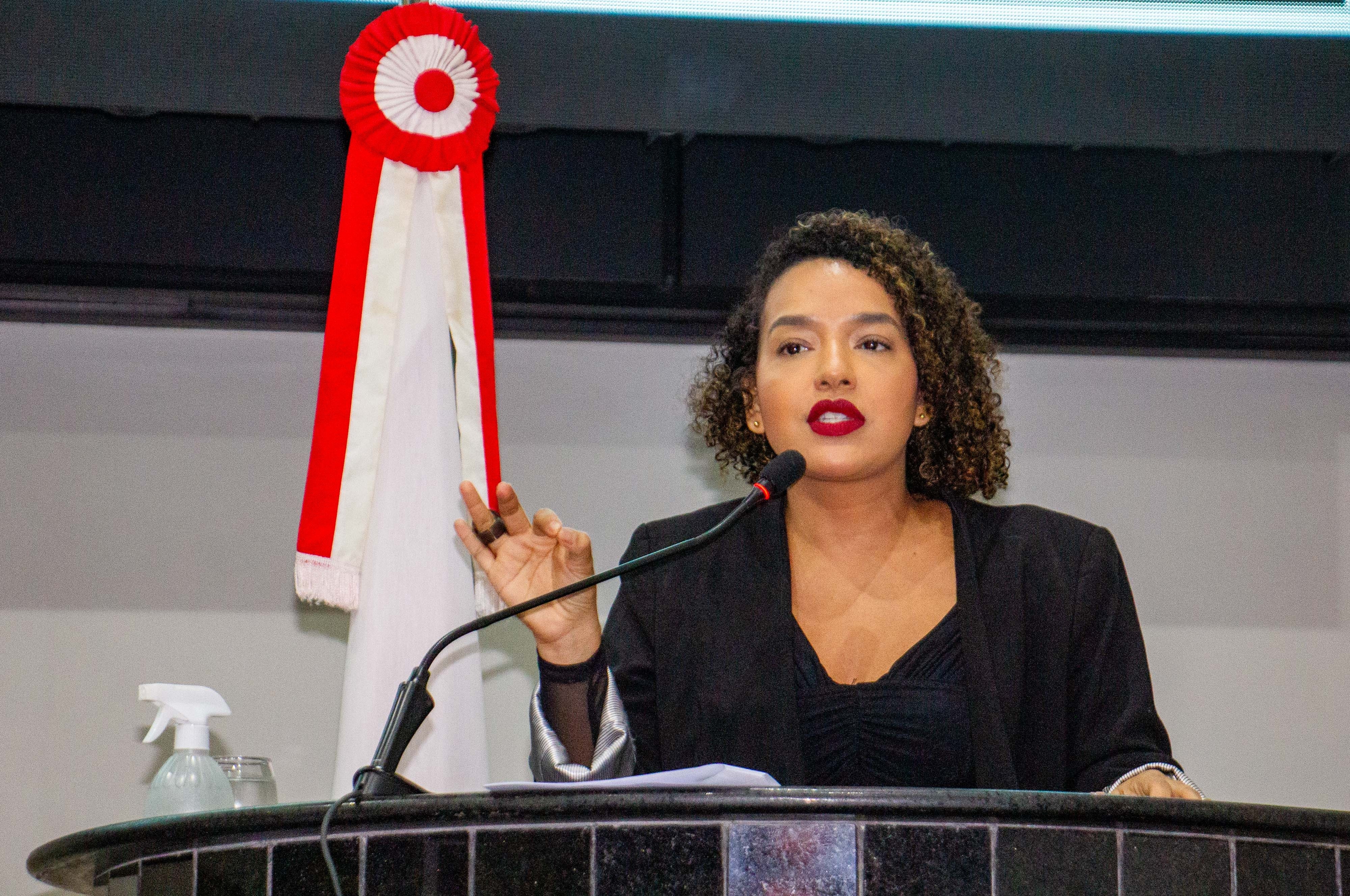 Deputada no PA, Lívia Duarte diz ter sido ameaçada de morte por e-mail pela terceira vez