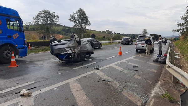 Fim de semana violento nas estradas tem pelo menos 4 mortes por acidentes  no Sul de Minas | Sul de Minas | G1