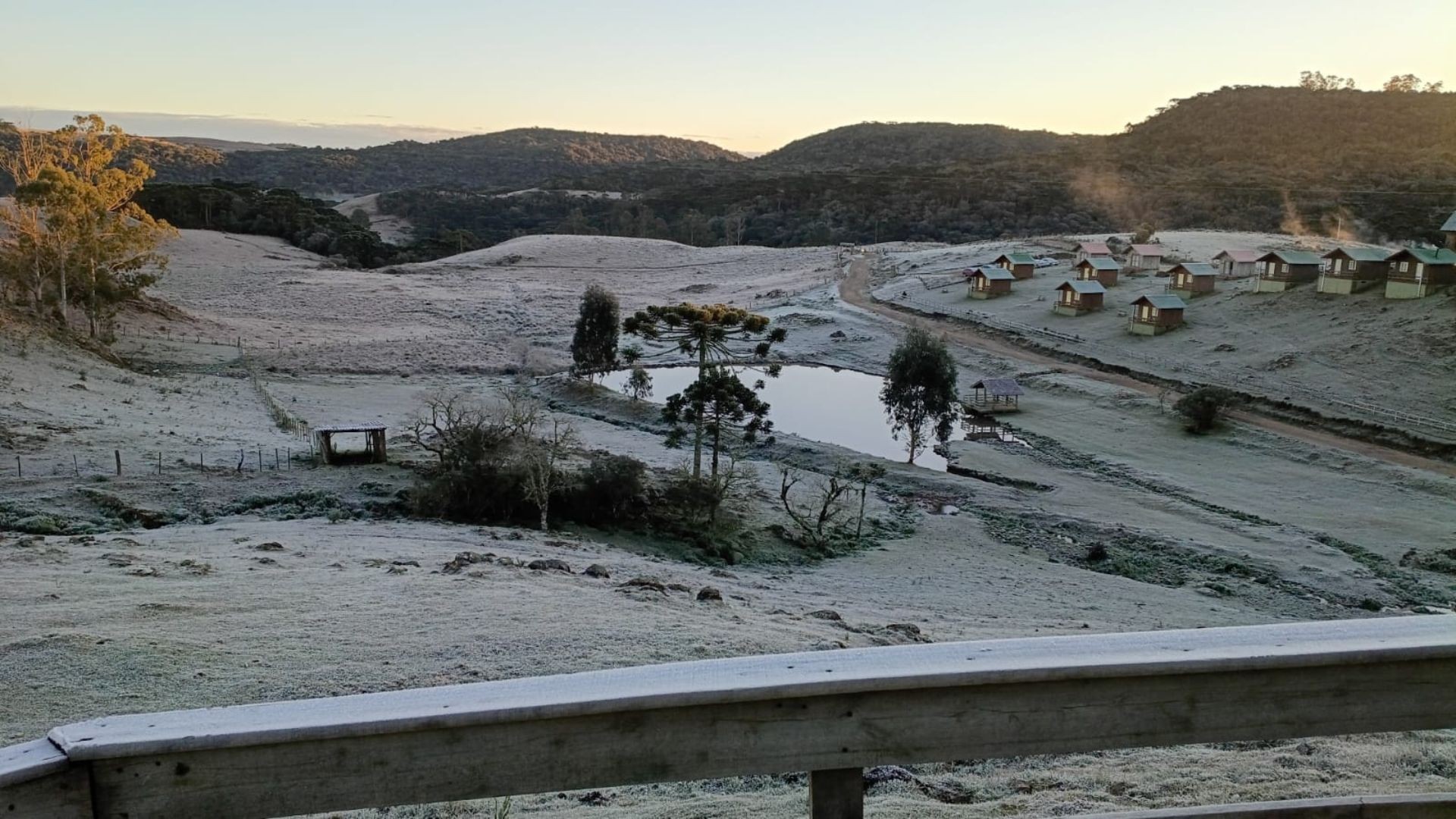 Frio intenso no RS: após neve, estado tem amanhecer congelante com mínima de -4,7°C