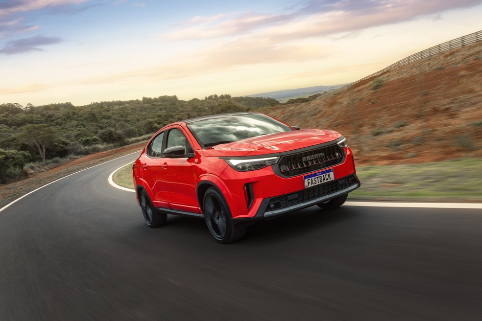 Fiat Fastback recebe discreta reestilização para continuar liderando entre os SUVs cupês — Foto: Divulgação | Fiat