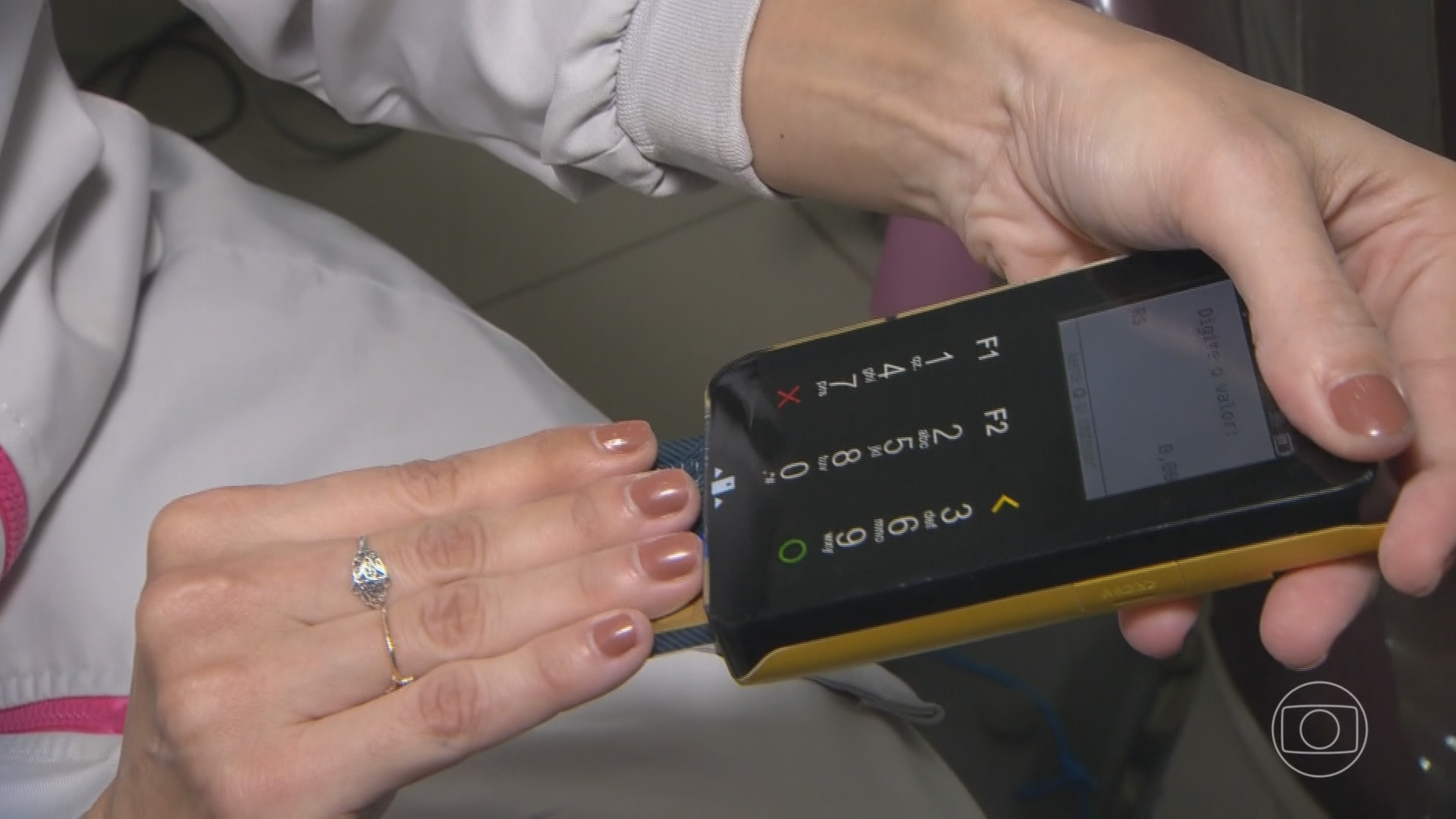 Endividamento atinge 80,4% das famílias e bate novo recorde, diz CNC