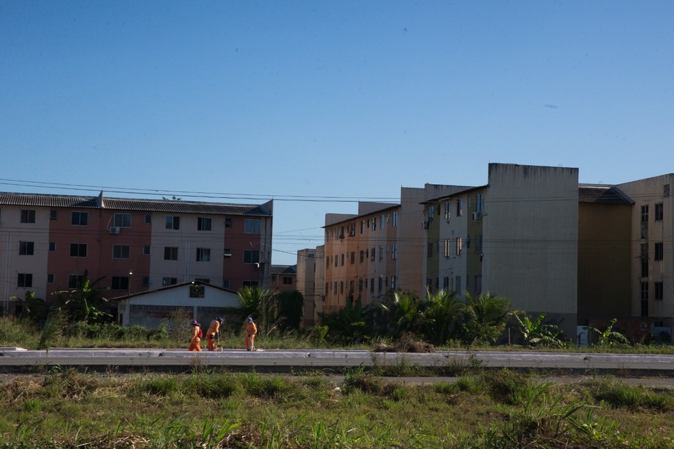 Residencial Orgulho do Ceará fica nas margens do Anel Viário e moradores reclamam de problemas causados pelas obras — Foto: Kid Júnior/SVM