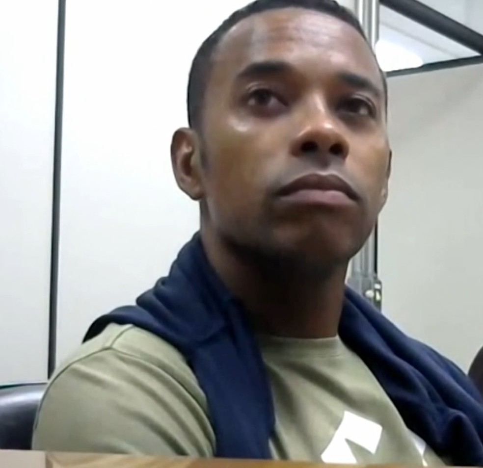 Robinho foi preso por estupro. — Foto: Jornal Nacional/Reprodução