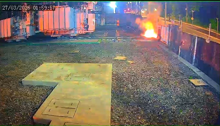 Tentativa de furto de fios causa incêndio e deixa bairros sem energia em João Pessoa