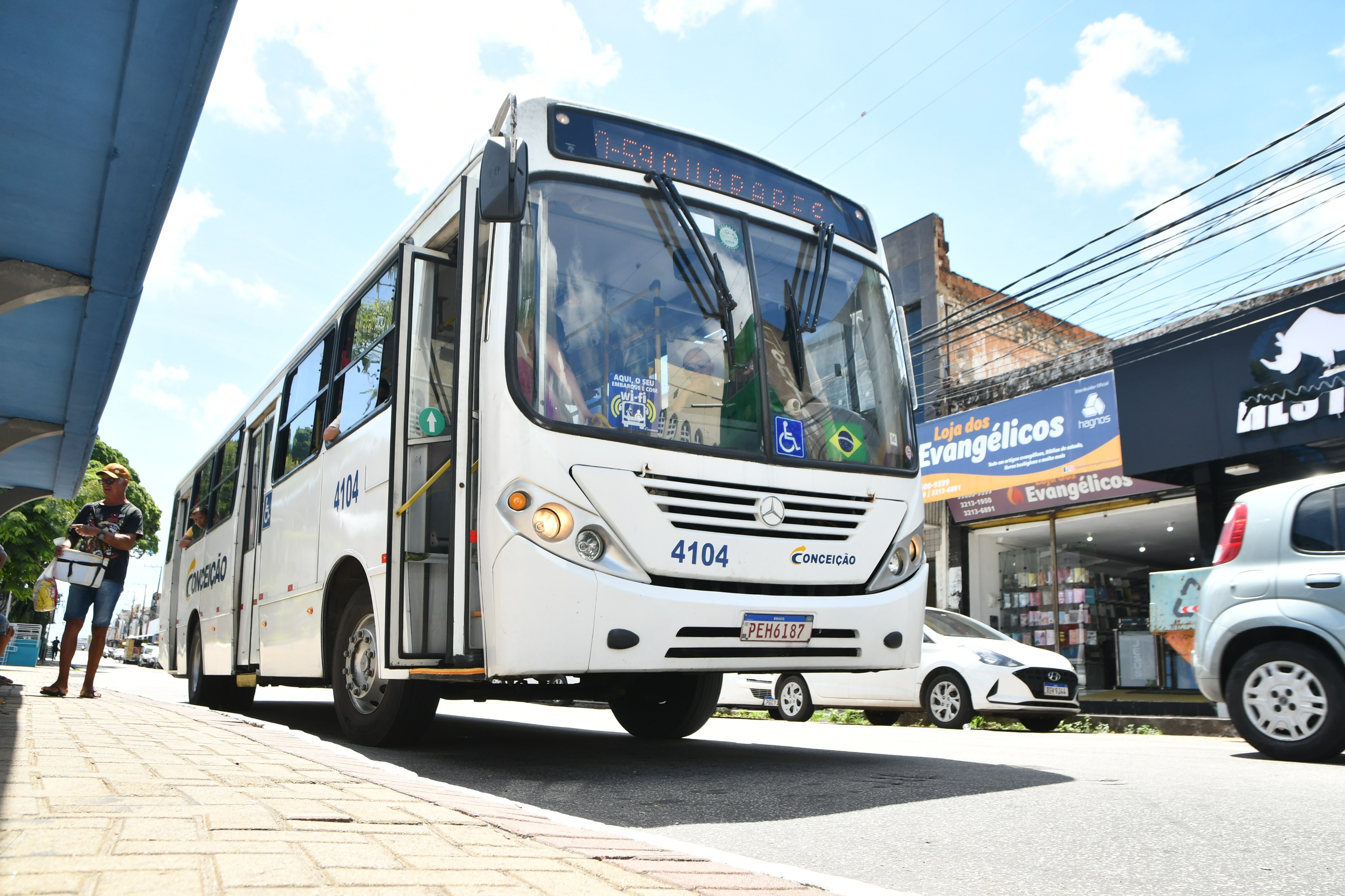 Transporte público terá 36 viagens extras para jogo ABC x Nacional neste domingo
