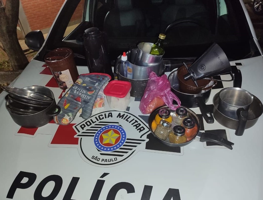 Homem é detido com diferentes utensílios de cozinha dentro de saco plástico, em Pres. Epitácio