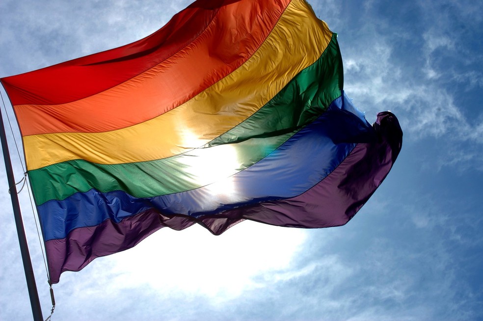 Misturando as bandeiras LGBT botem nos comentários mais misturas para