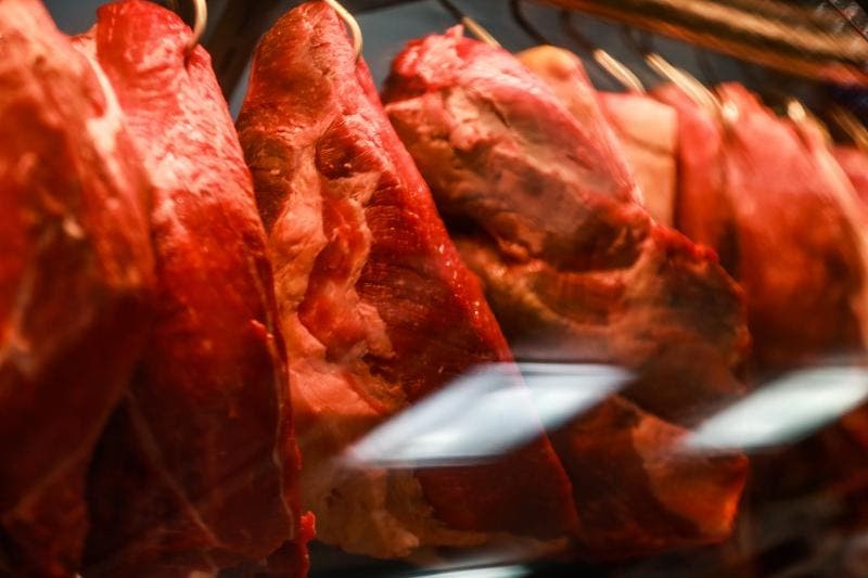 Brasil vai enviar informações para UE para resolver veto à carne, diz Ministério