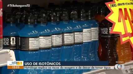 Nutróloga explica riscos de ficar sem tomar água