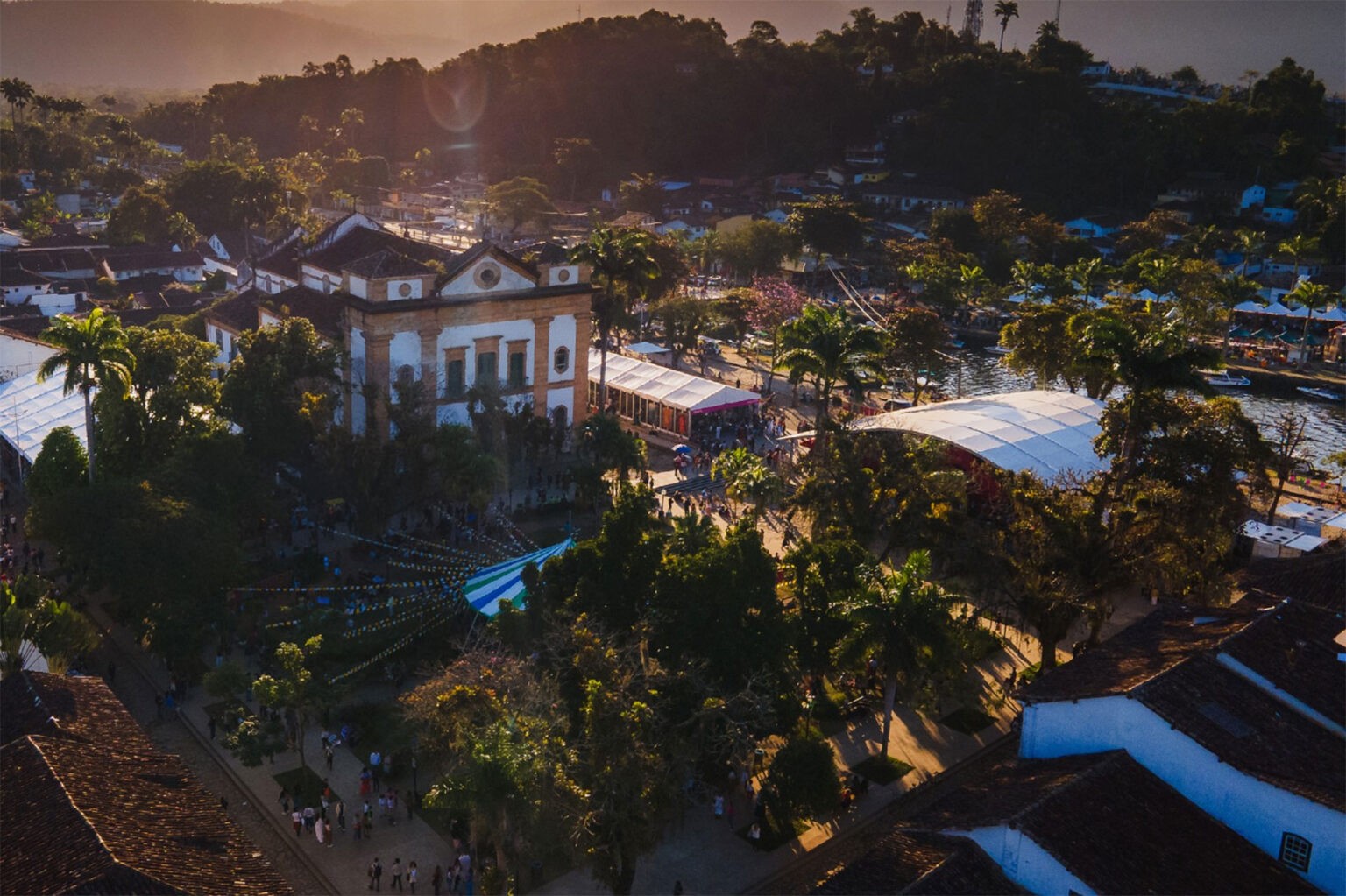 Flip 2026: Veja a programação da Festa Literária Internacional de Paraty