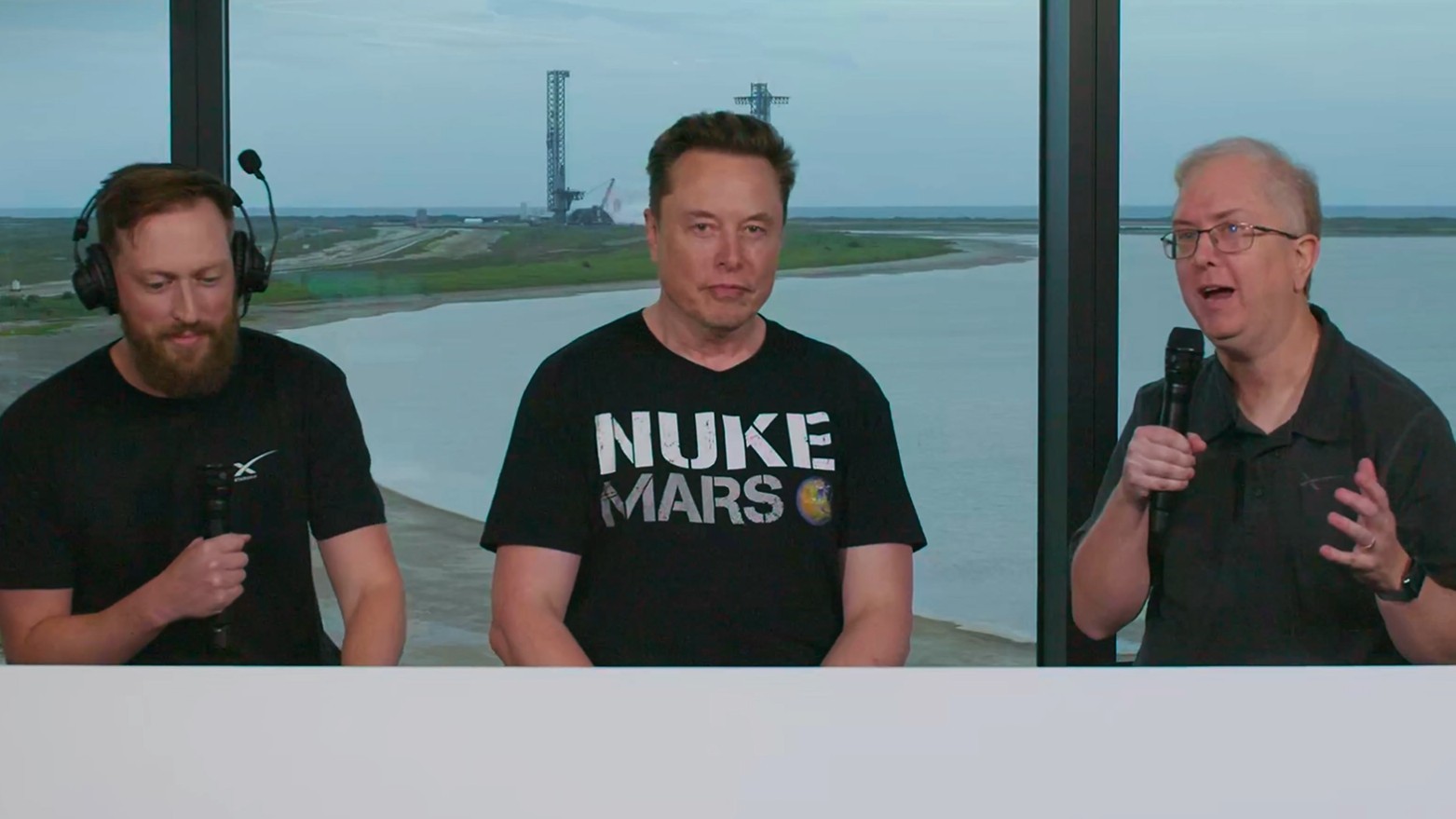 'Nuke Mars': camiseta de Elon Musk no lançamento da Starship chama atenção
