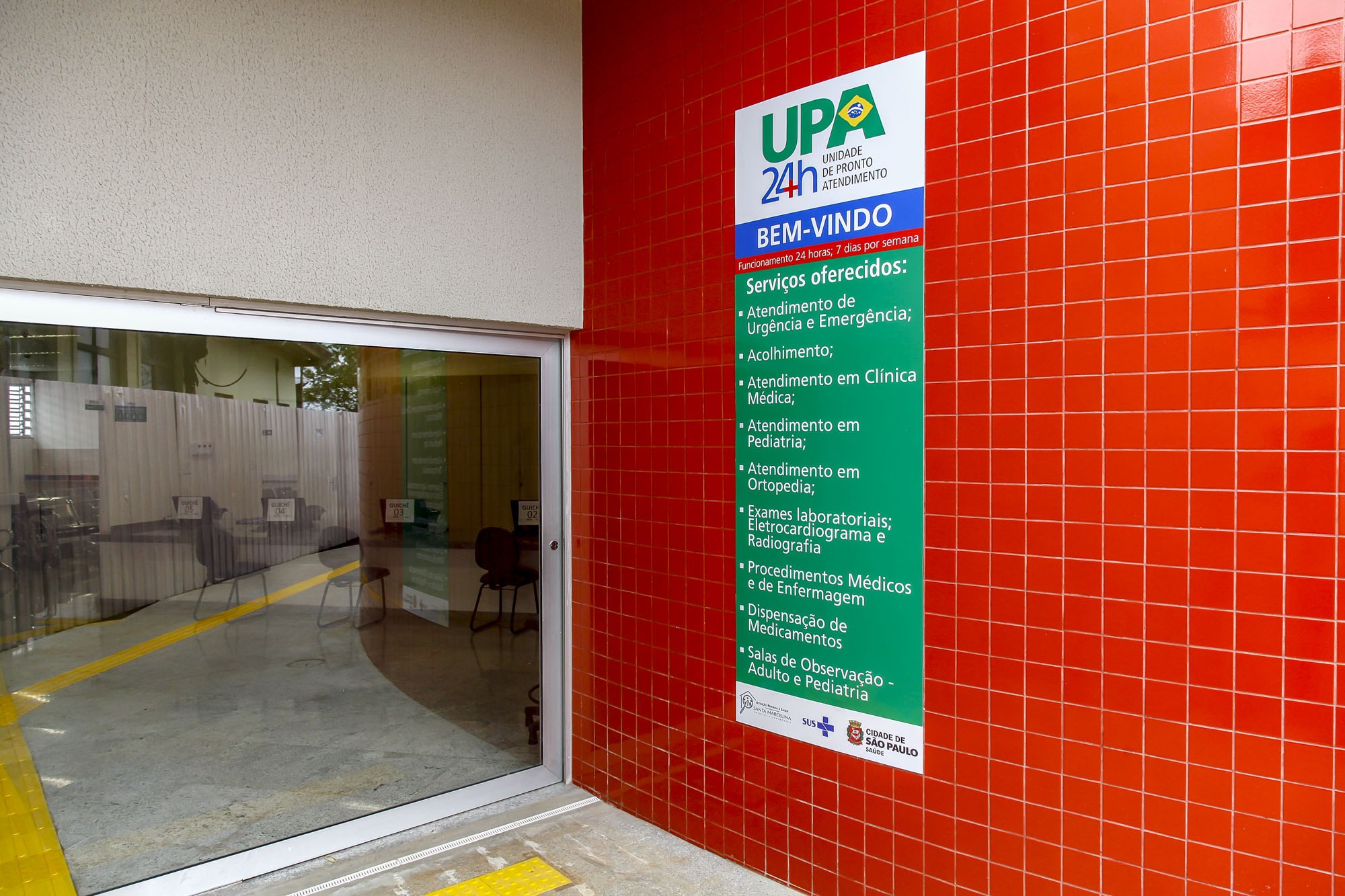 Polícia de SP investiga suspeita de envenenamento de duas crianças após comerem doces; mãe diz que balas foram dadas pelo ex dela