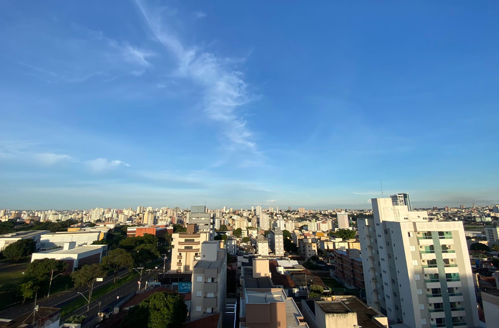 Calor se intensifica e temperaturas podem chegar a 40 °C no Triângulo; veja a previsão completa