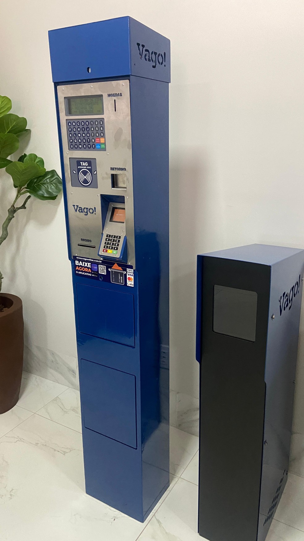 Parquímetro e câmera serão instalados nos bolsões da JK para fiscalizar os usuários — Foto: Patricia Lauris/g1 Tocantins