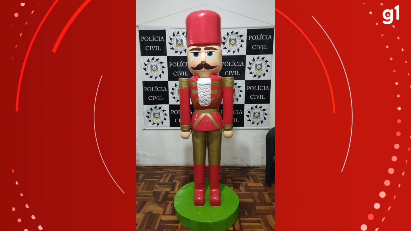 Soldadinho de chumbo furtado de decoração natalina é devolvido em Santa Maria