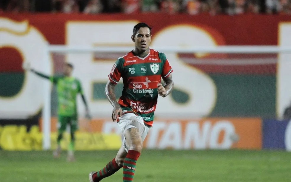 Zaguerio Victor Ramos, denunciado pelo MP por manipulação no futebol, Goiás — Foto: Divulgação/Portuguesa