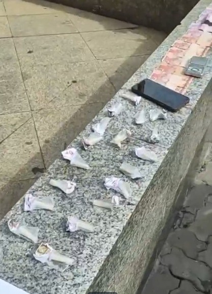 Irmãs são presas por esconder drogas dentro de máquina de lavar roupas em Três Rios 