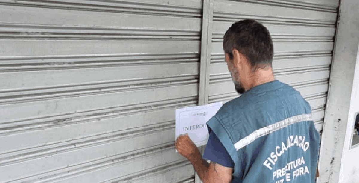 Bar é interditado após sucessivas infrações em Juiz de Fora e pode ser multado em até R$ 68 mil