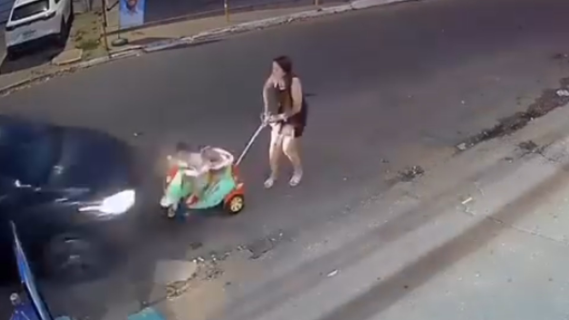 Motorista atropela gêmeos em carrinho de bebê, foge sem prestar socorro e é preso no MA