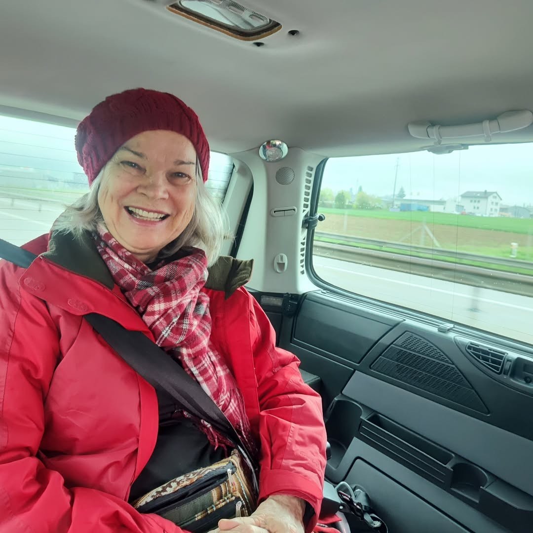 'Estou no limite da minha dignidade': brasileira com doença degenerativa vai à Suíça para suicídio assistido