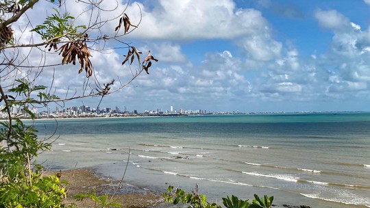 Litoral da Paraíba tem 17 trechos de praias impróprios para banho - Foto: (Luana Silva/g1 )
